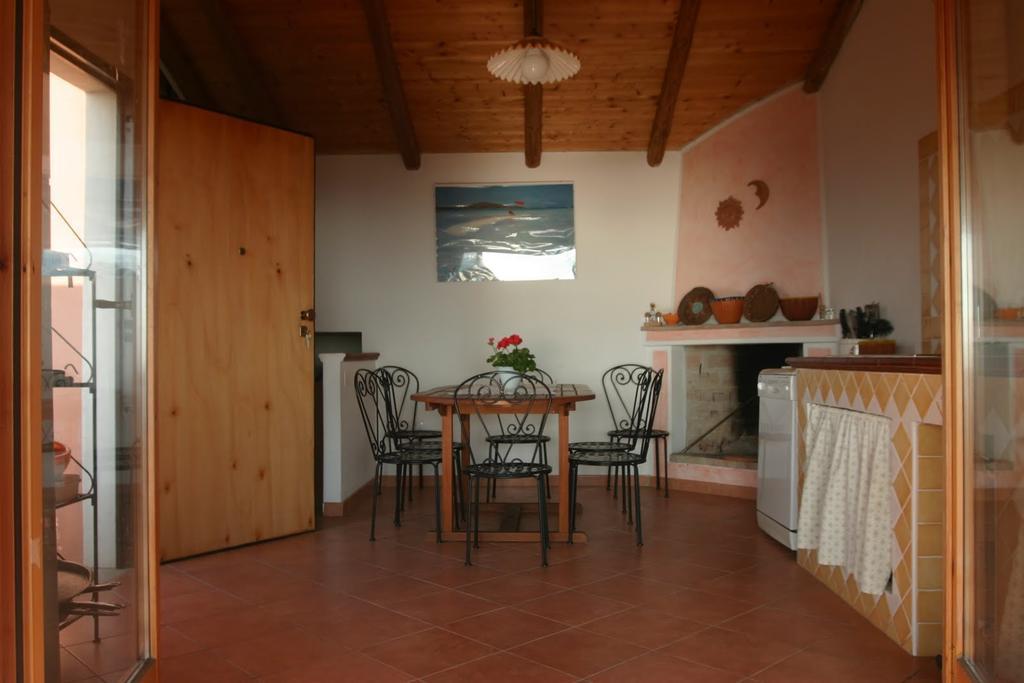 Casa Grazia E Enrico Villa Chia Room photo